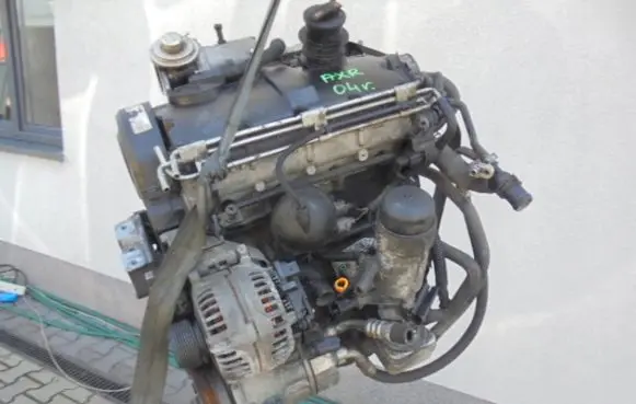 Volkswagen Golf IV Engine 038100040G