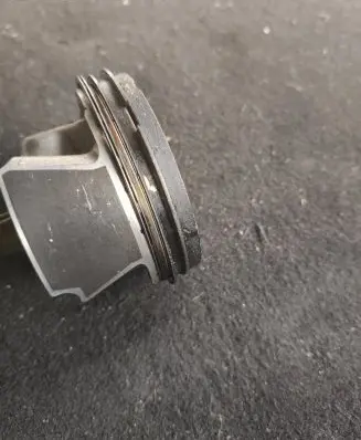 Audi A4 S4 B8 8K Piston 82l166