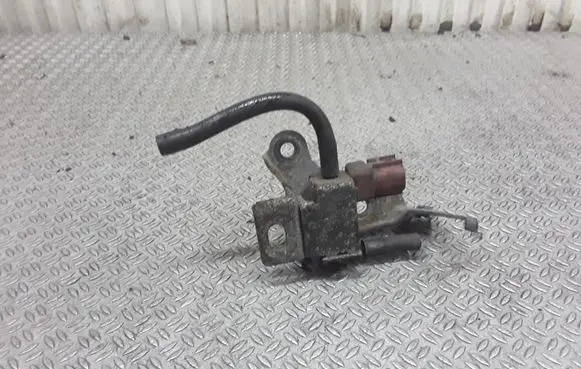 Toyota Avensis Verso Turbo solenoid valve