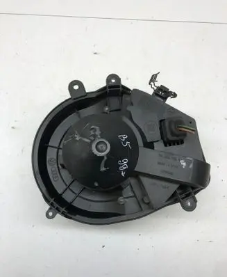 Volkswagen PASSAT B5 Heater fan/blower 8D1820021 740221233F