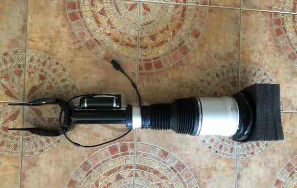 Mercedes-Benz ML W166 Front air suspension shock absorber 