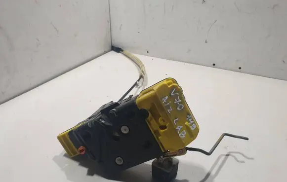 Volvo V70 Rear door lock 30634624