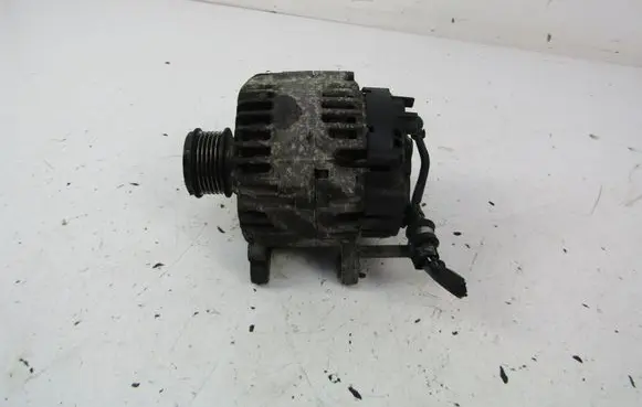 Skoda Octavia Mk2 (1Z) Generator/alternator 