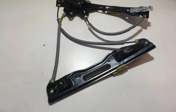 Ford Fusion II Front door window regulator with motor C11226101