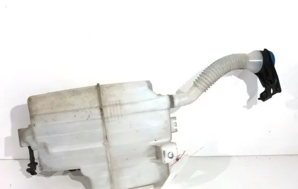 Mazda CX-5 Windshield washer fluid reservoir/tank