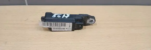 Mercedes-Benz C W203 Airbag deployment crash/impact sensor 0018204426 0003031071207593