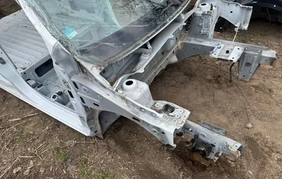 Renault Express Front quarter panel 