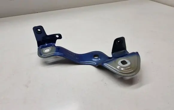 BMW i4 Fender mounting bracket 7486805