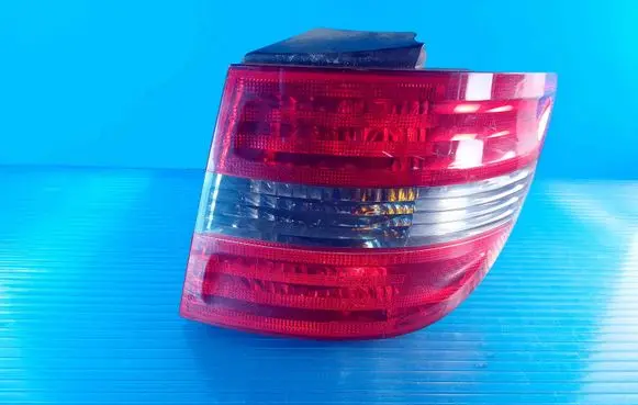 Mercedes-Benz B W245 Rear/tail lights 27520217