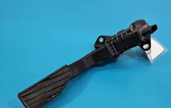 Suzuki Swift III Accelerator throttle pedal 4940068P50 IMPRK1602895