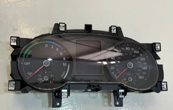 Volkswagen PASSAT B8 Speedometer (instrument cluster)