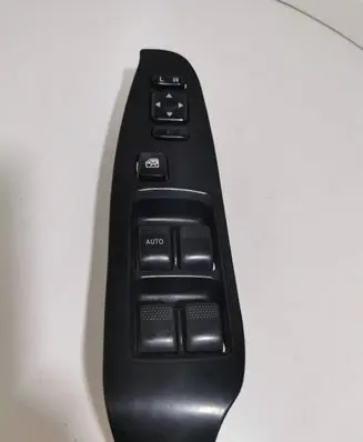 Subaru Legacy Electric window control switch 83071AE020