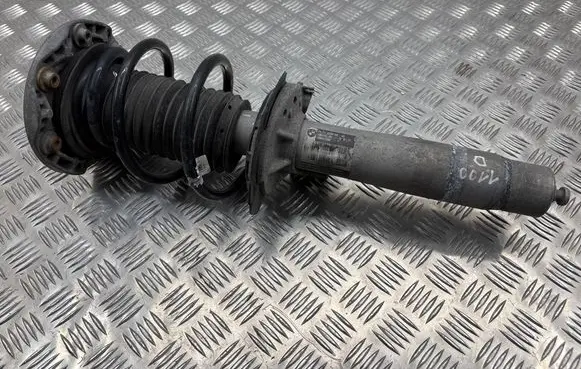BMW M3 F80 Front shock absorber with coil spring 2284788 10541310 F80MN35K