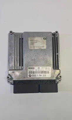 BMW 5 E60 E61 Engine control unit/module 0281011224 7794218
