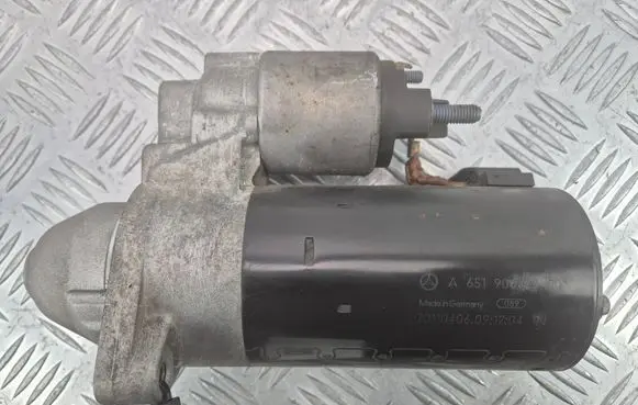 Mercedes-Benz C W204 Starter motor A6519062300 20110406
