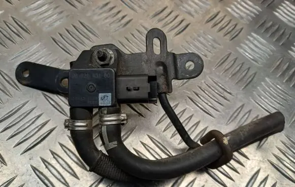 Citroen C3 Picasso Exhaust gas pressure sensor 9662143180