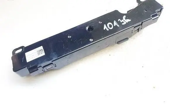 Tesla Model Y Antenna control unit 158560100e 1585601-00-e