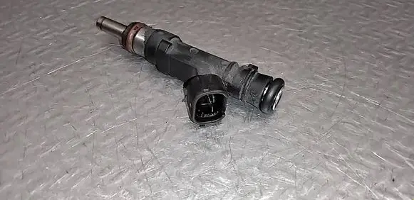 Audi A6 S6 C6 4F Fuel injector 06E133551 0280158053