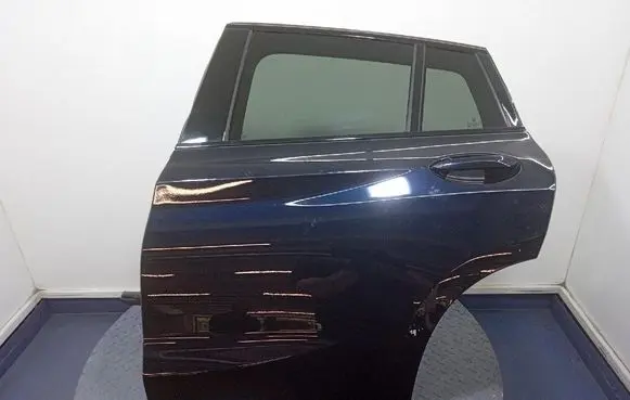 BMW X4 F26 Rear door 