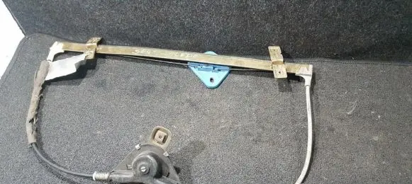 Seat Toledo I (1L) Front door window regulator with motor 