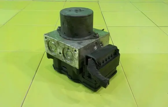 Mini Paceman (R61) ABS Pump 54086589A 18AB40