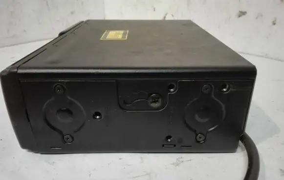 Volkswagen Touareg I CD/DVD changer 1J6035111