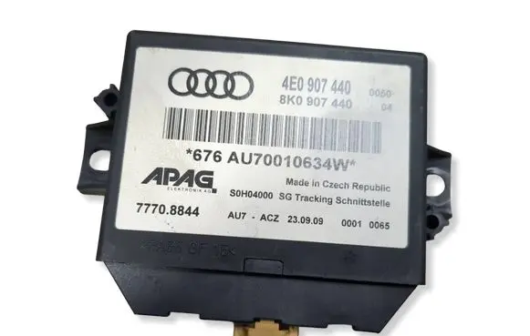 Audi A8 S8 D3 4E Parking PDC control unit/module 8K0907440 77708844 4E0907440