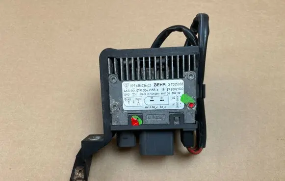 Porsche 911 997 Coolant fan relay 99761843602