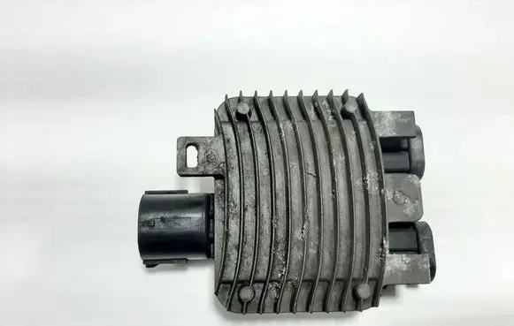 Volvo XC60 Coolant fan relay 940009400