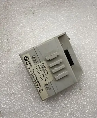 BMW 3 E46 Yaw turn rate sensor 8386932