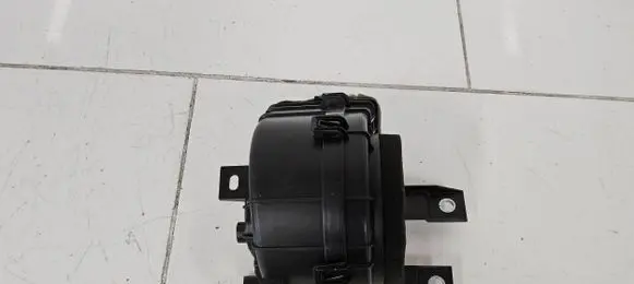 Toyota Prius (XW50) Hybrid/electric vehicle battery fan G923047080 1711003815 BASF510B21