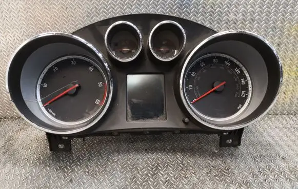 Opel Insignia A Speedometer (instrument cluster) 12844140