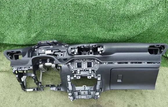 Peugeot 2008 II Dashboard 9845971780 9845972980 9820860280