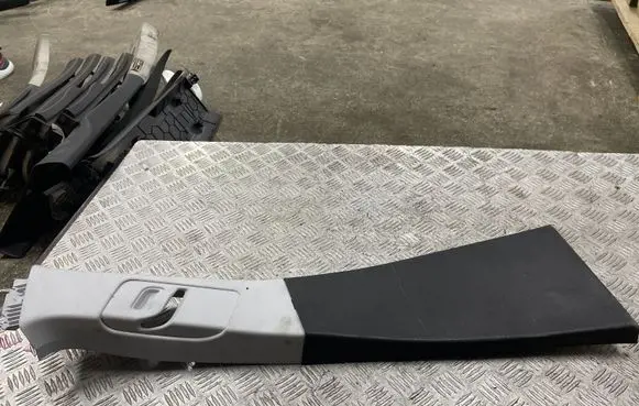 Opel Corsa E (B) pillar trim (bottom) 13180846