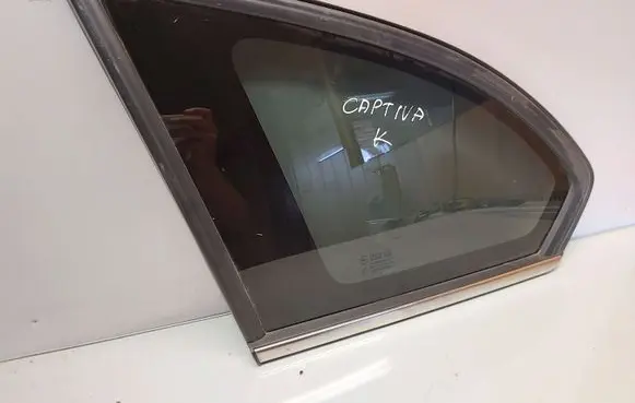 Chevrolet Captiva Rear side window 96622512