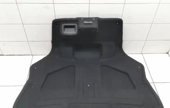 Renault Megane III Tailgate/boot lid cover trim 