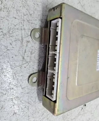 Mitsubishi Space Wagon Engine control unit/module MD176817 E2T60575