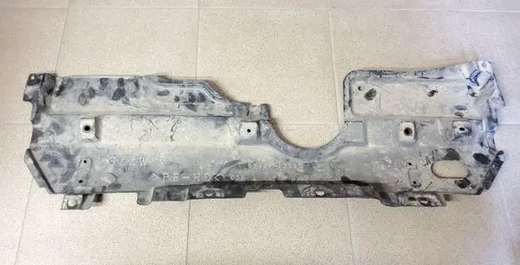 Engine splash shield/under tray