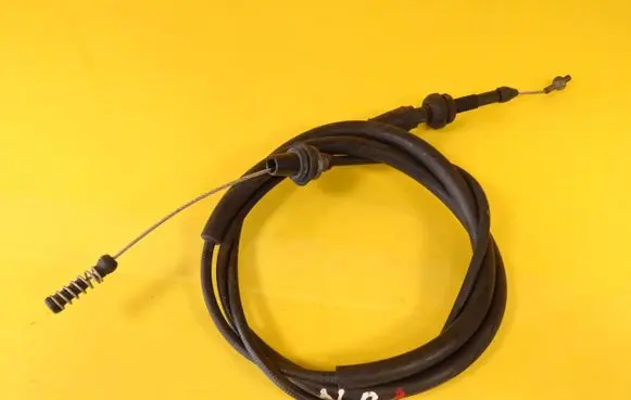Volkswagen New Beetle Throttle cable 1J1721555K