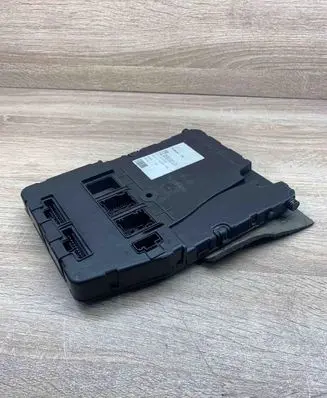 Renault Megane II Central body control module 8200280931 8200305574