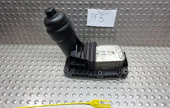 Mini One - Cooper Coupe R56 Oil filter mounting bracket S27725885 8507626