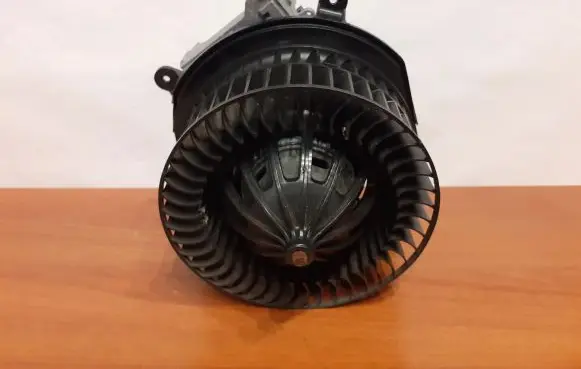 Mercedes-Benz E W211 Interior heater climate box assembly A2308210251 4101