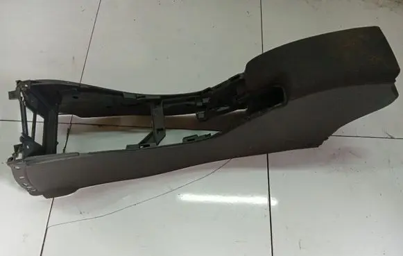 Renault Megane III Armrest 1011160001000000