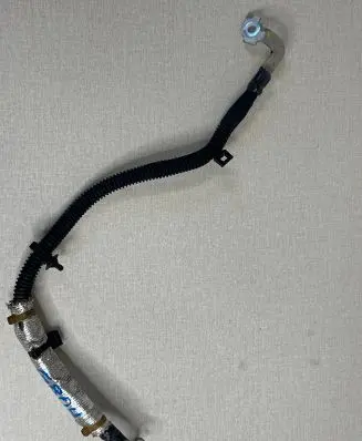 Audi A7 S7 4K8 Intercooler pipe mounting bracket 4M0971238