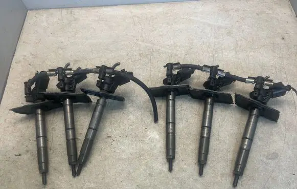 Audi A4 S4 B8 8K Fuel injectors set 059130277AJ 0445115054