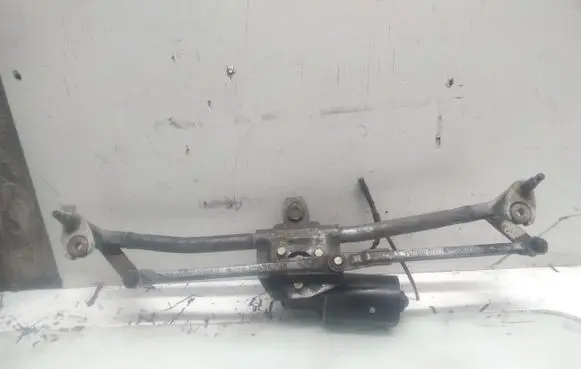 Skoda Octavia Mk2 (1Z) Front wiper linkage and motor 1J0955325A