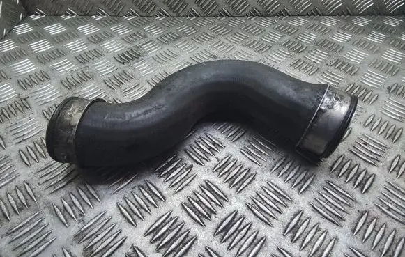 Volkswagen Golf V Intercooler hose/pipe 1K0145832B