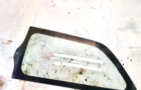 Mazda 323 Rear side window