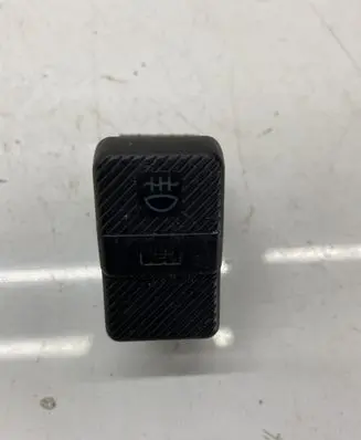 Fog light switch