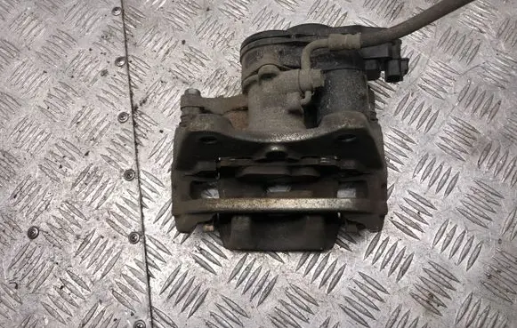 Lexus RX 450H Rear brake caliper
